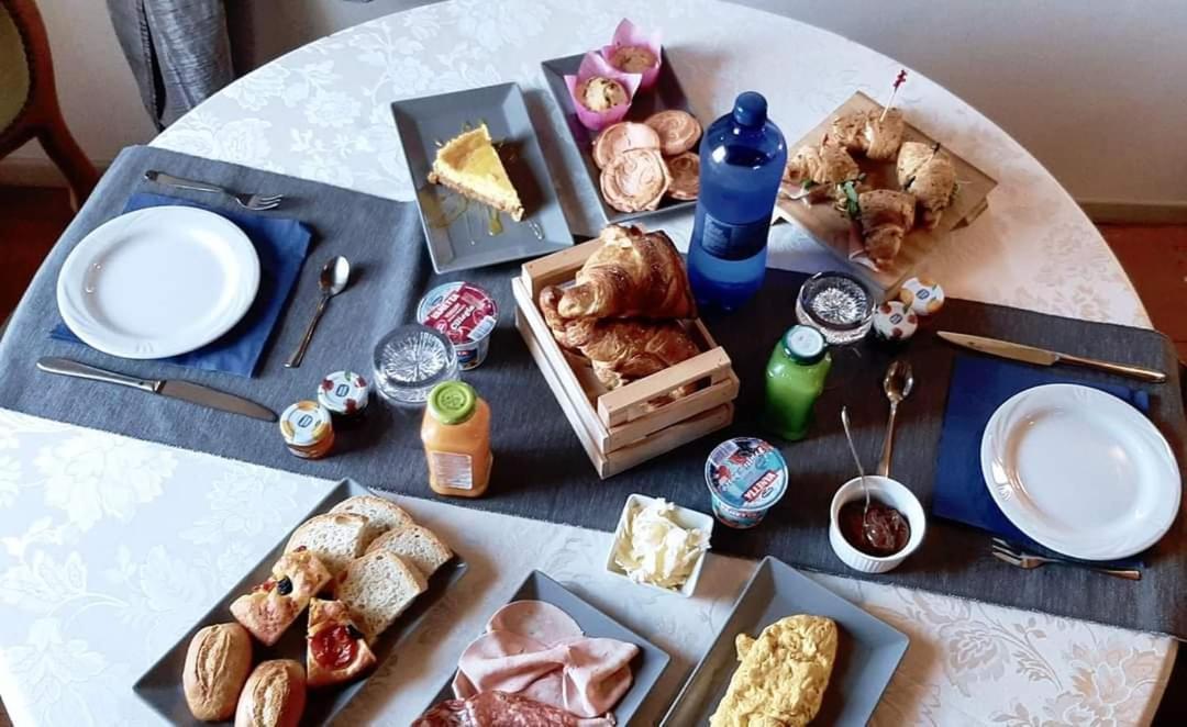 Sogno Proibito Hotel Meldola Eksteriør billede